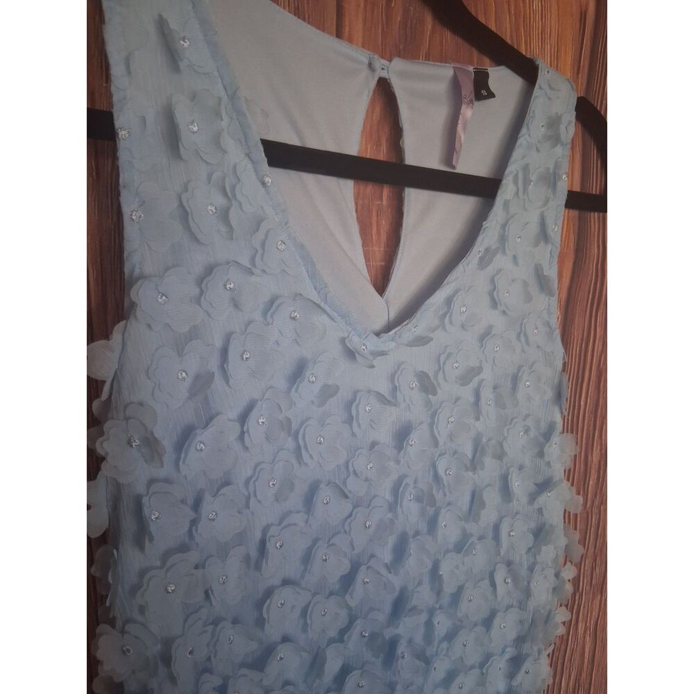 Alya light blue sleeveless mini dress 3d floral detail size small whimsical boho